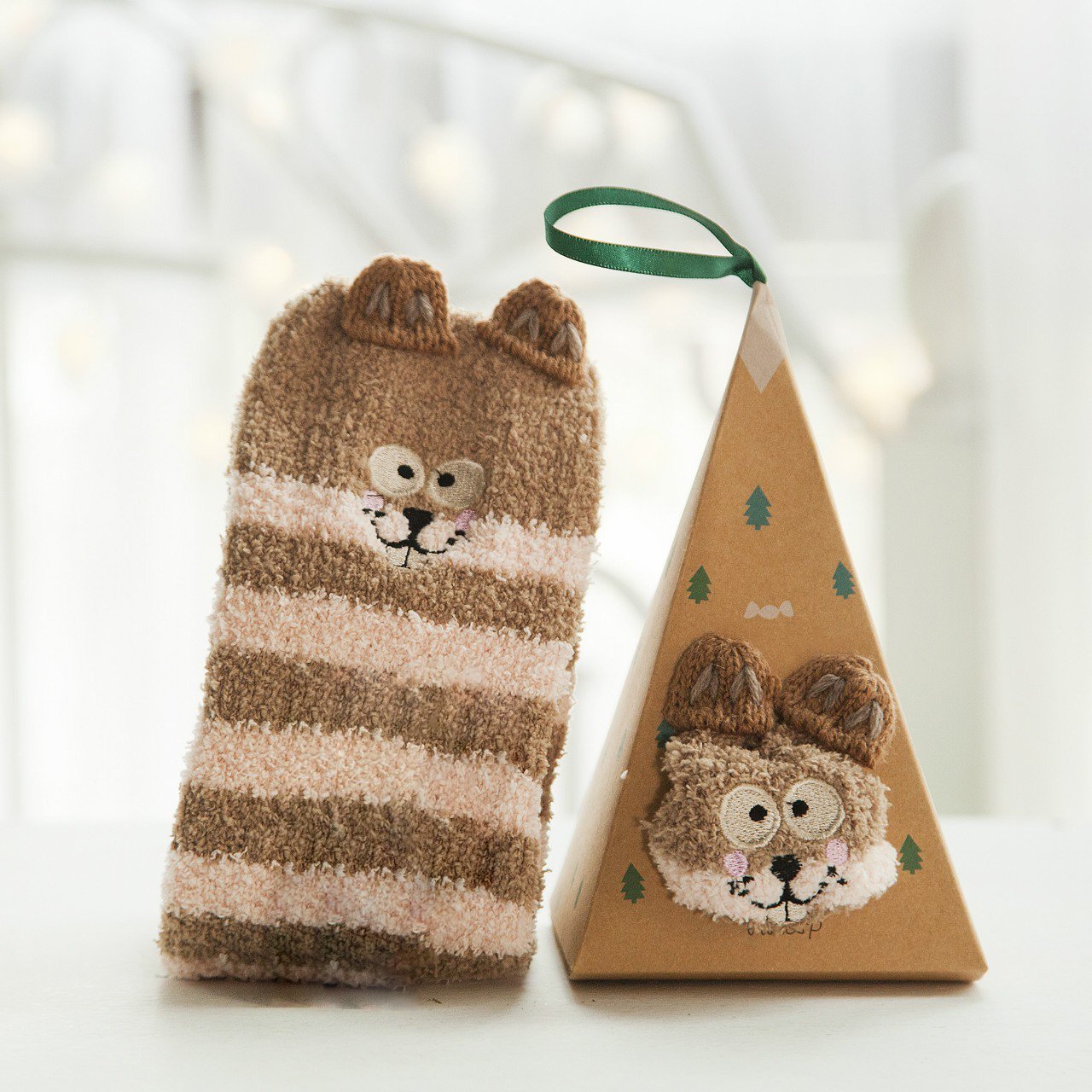Limited time offerđ„Cute Christmas Style Thickened Warm Socks