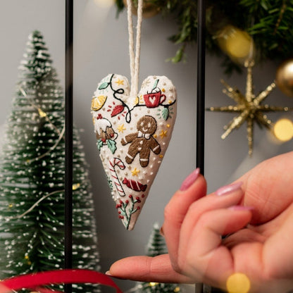 🛒Last Day 69% Off - 💖DIY Heart Shaped Hand Embroidered Christmas Ornament/Ornament Kit