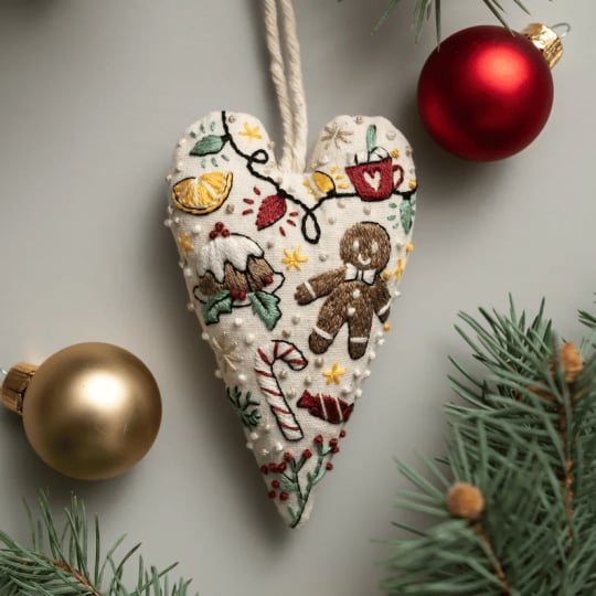 🛒Last Day 69% Off - 💖DIY Heart Shaped Hand Embroidered Christmas Ornament/Ornament Kit